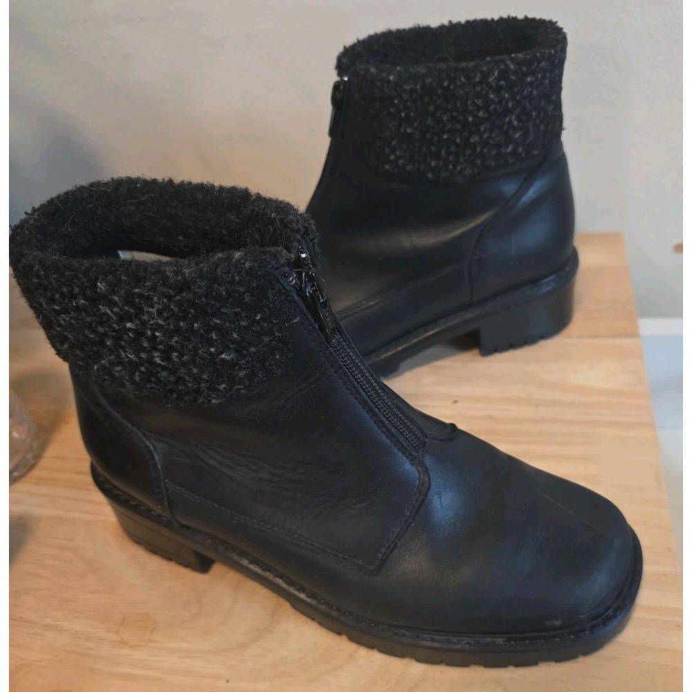 Blondo boots women 7.5 Black Fur Trim Front Zip Ankle Chunky